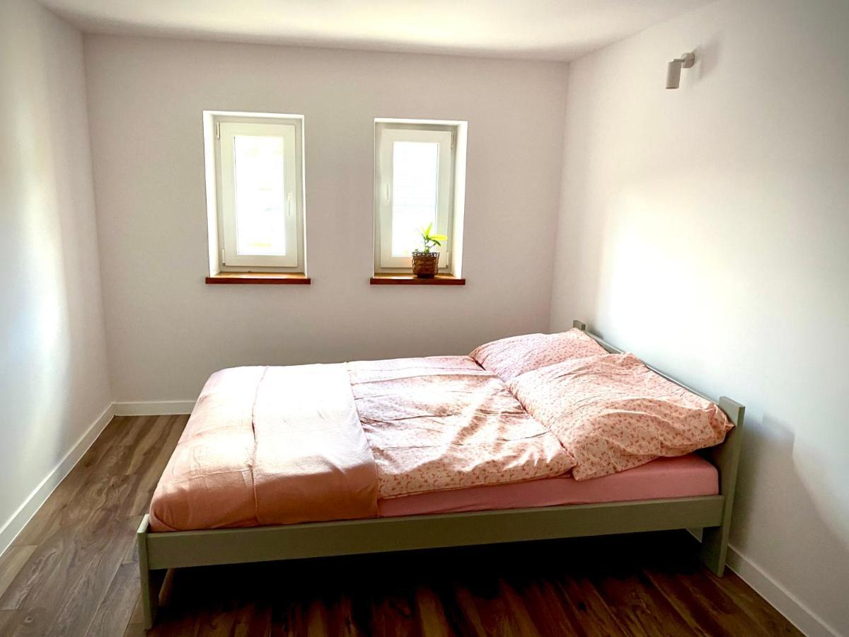 Noclegi Przy Golebiarce Wlen Esterno foto